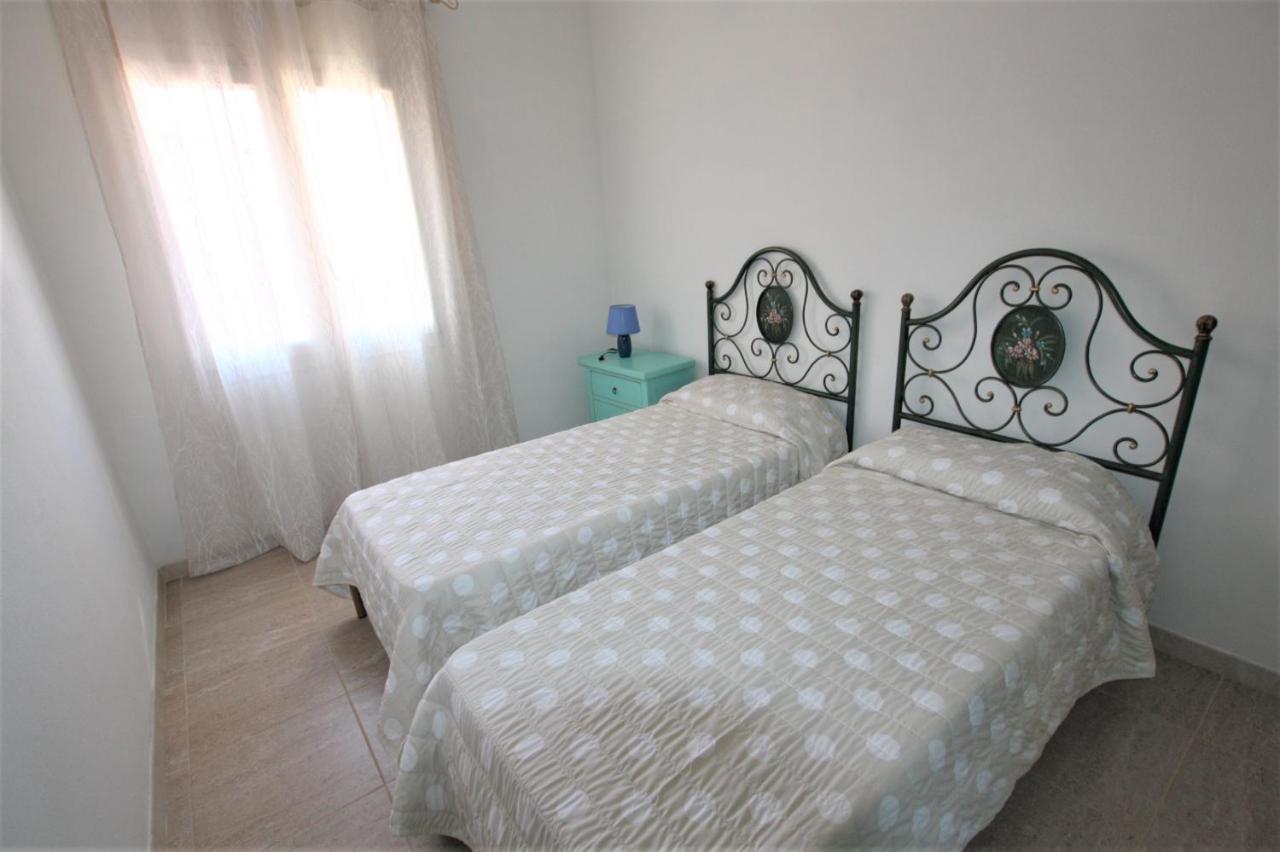 Shr Badesi Apartment Luaran gambar