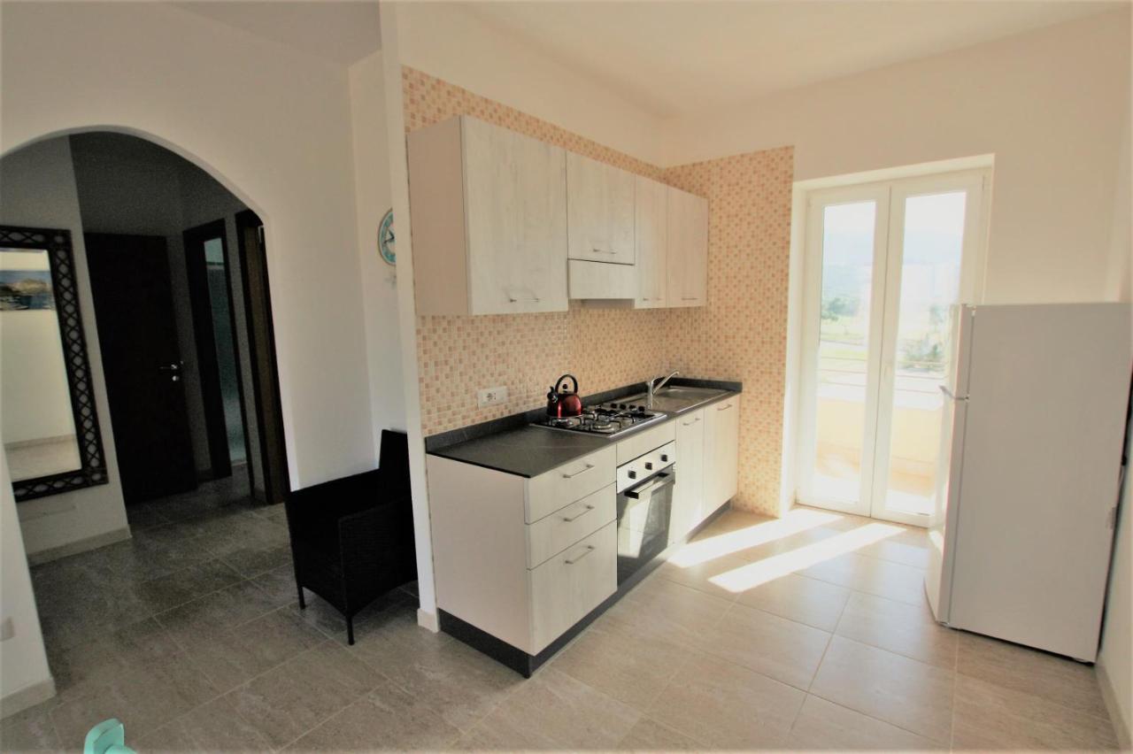Shr Badesi Apartment Luaran gambar
