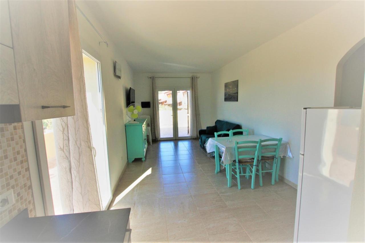 Shr Badesi Apartment Luaran gambar