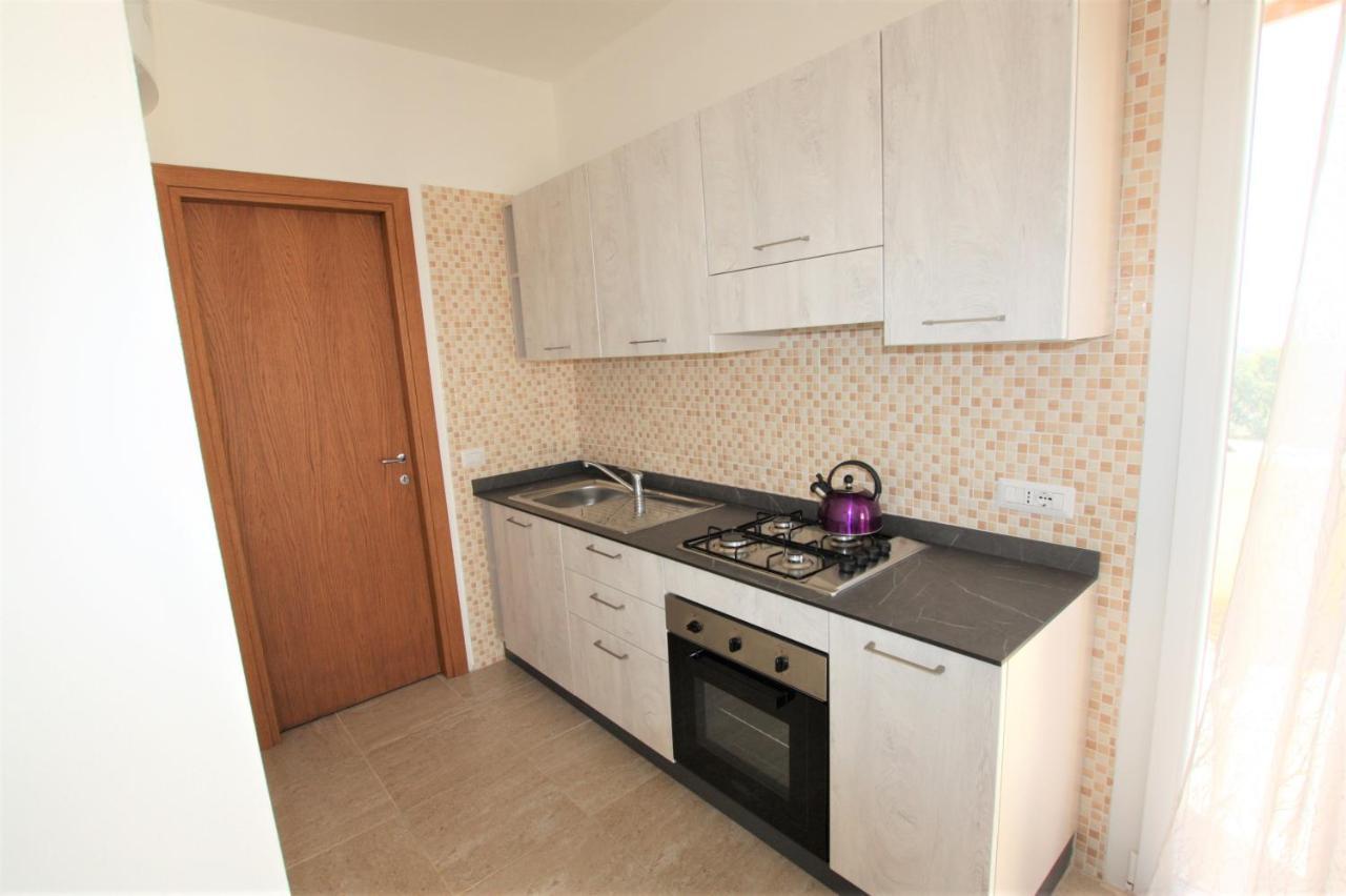 Shr Badesi Apartment Luaran gambar