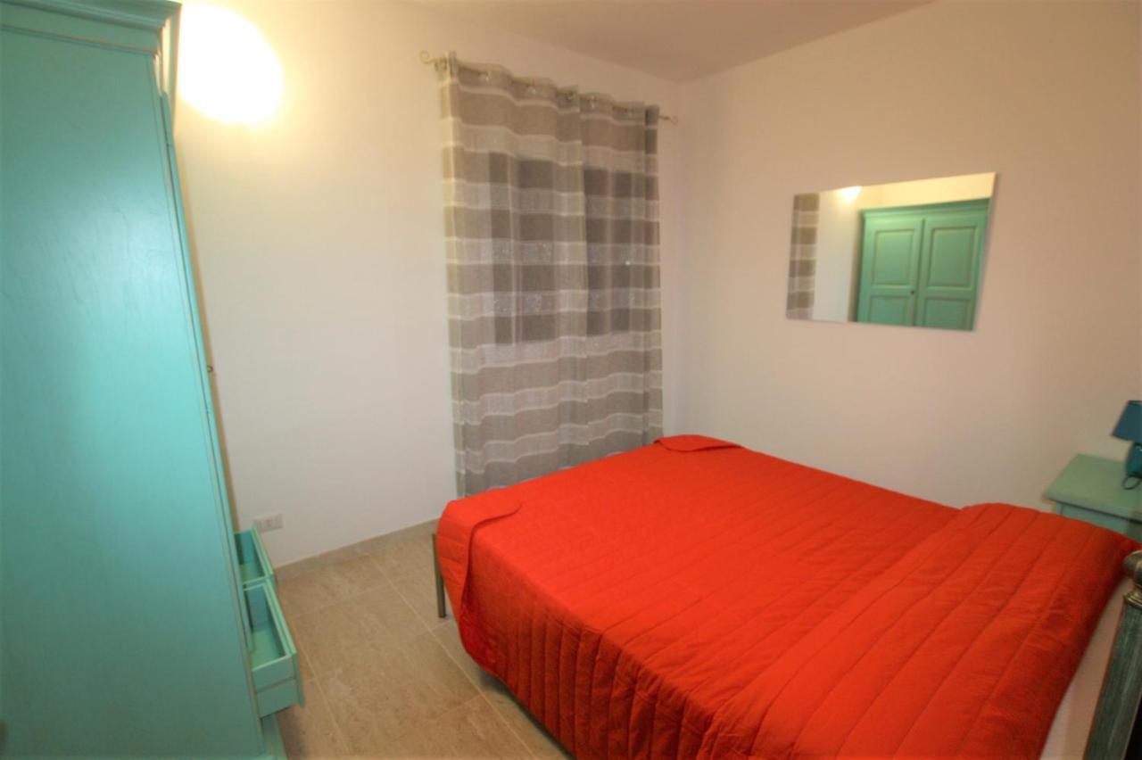 Shr Badesi Apartment Luaran gambar